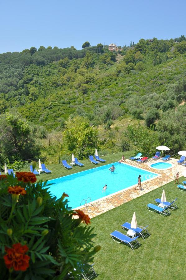 Large Apartment By The Pool - Pelekas Beach, Corfu Exteriér fotografie